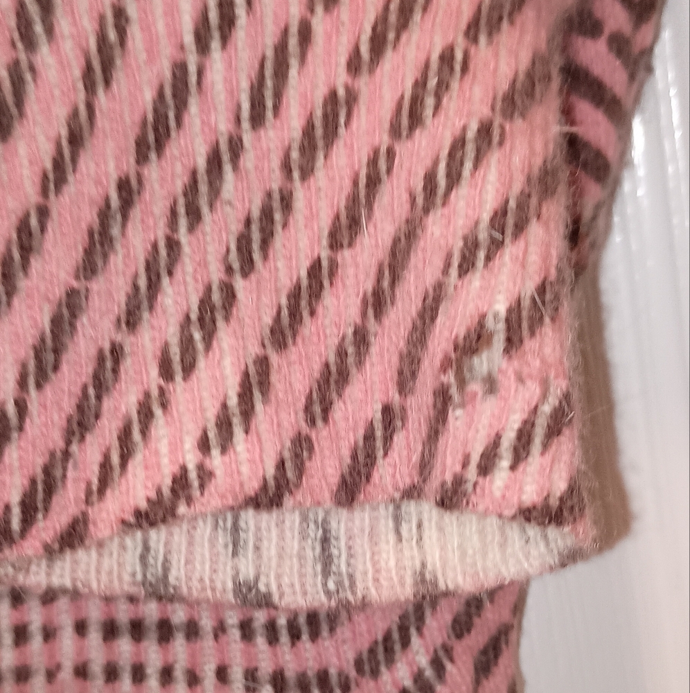 Simone Pia Vintage Italian  Sequin Butterfly Print sweater Size Small - Picture 8 of 16